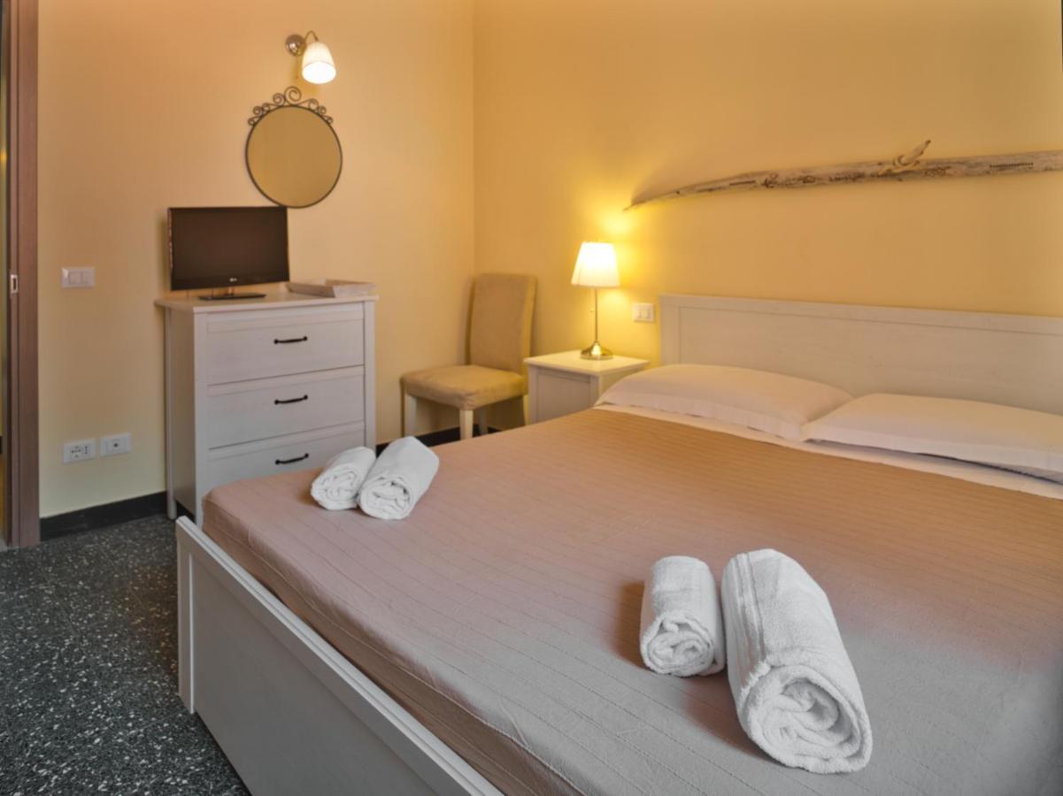 2 Passi Dal Mare Hotel Finale Ligure Exterior photo